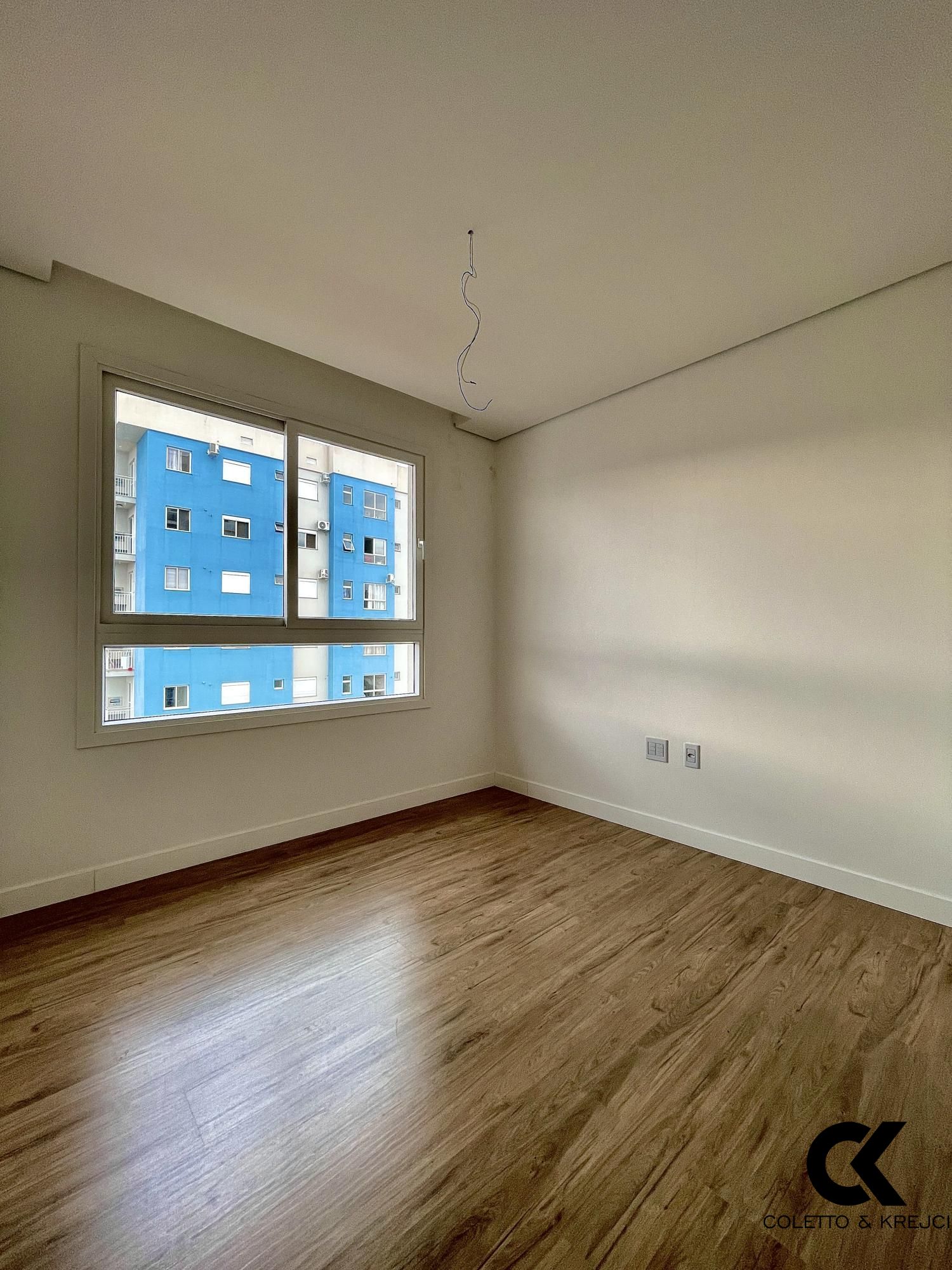 Apartamento à venda com 2 quartos, 66m² - Foto 28