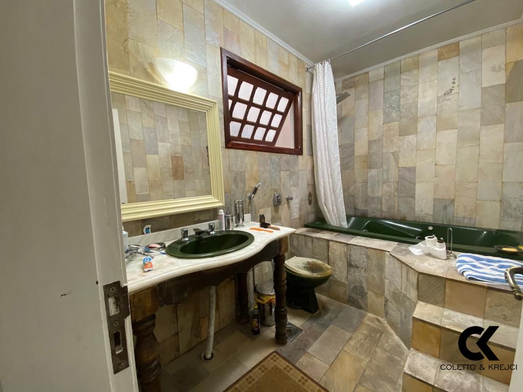 Casa, 4 quartos, 235 m² - Foto 5