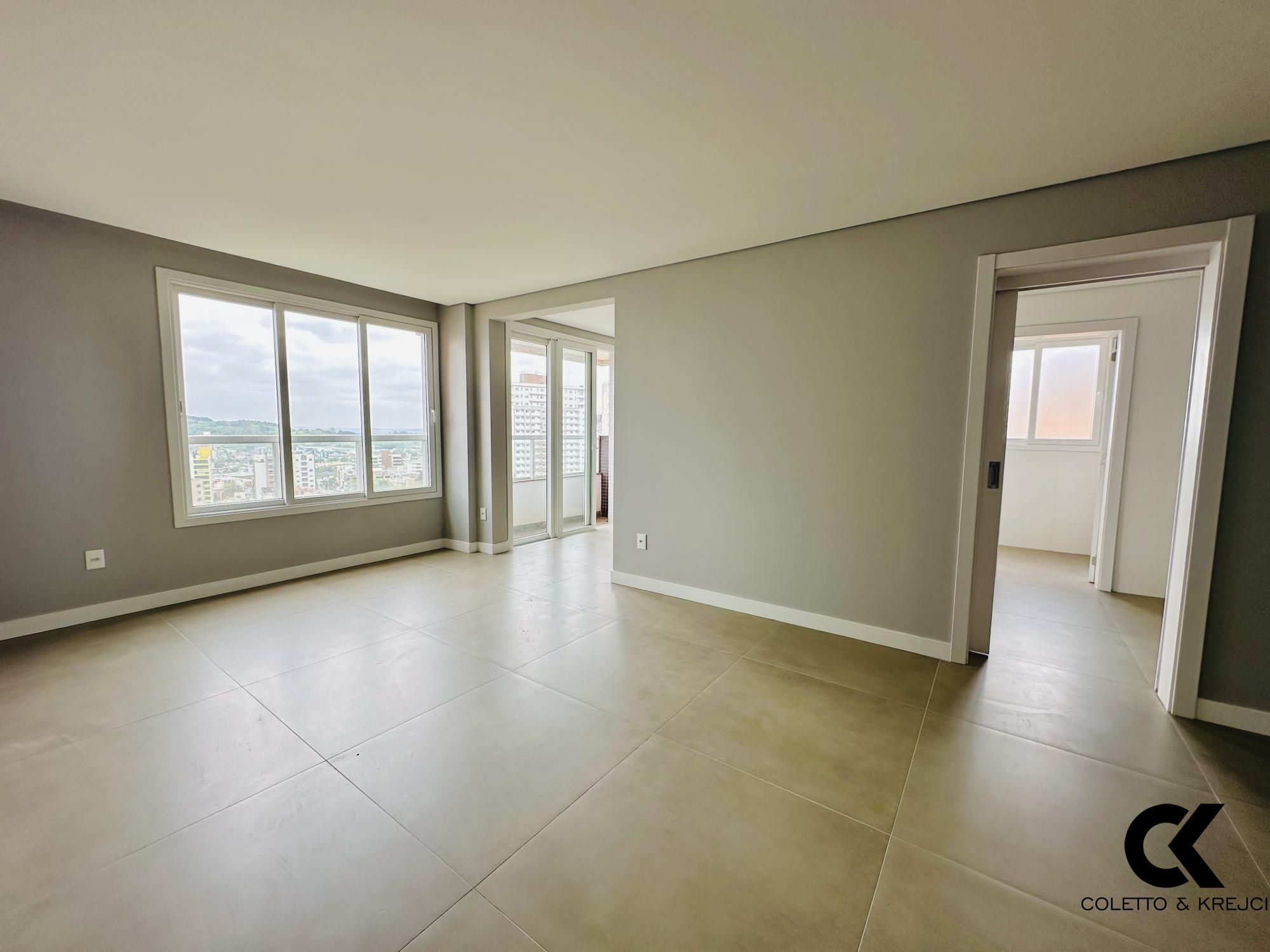 Apartamento à venda com 2 quartos, 76m² - Foto 1