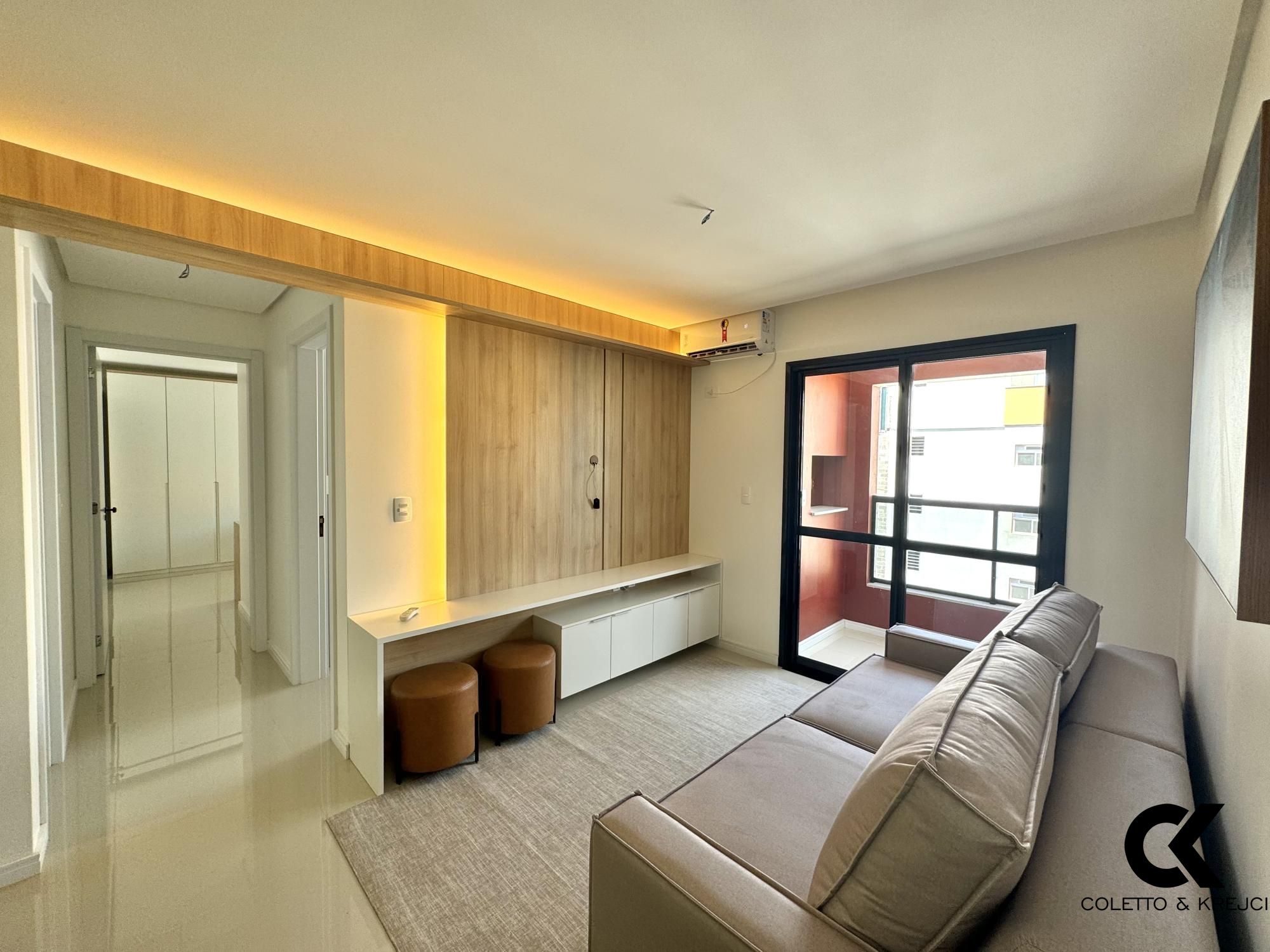 Apartamento à venda com 2 quartos, 68m² - Foto 3