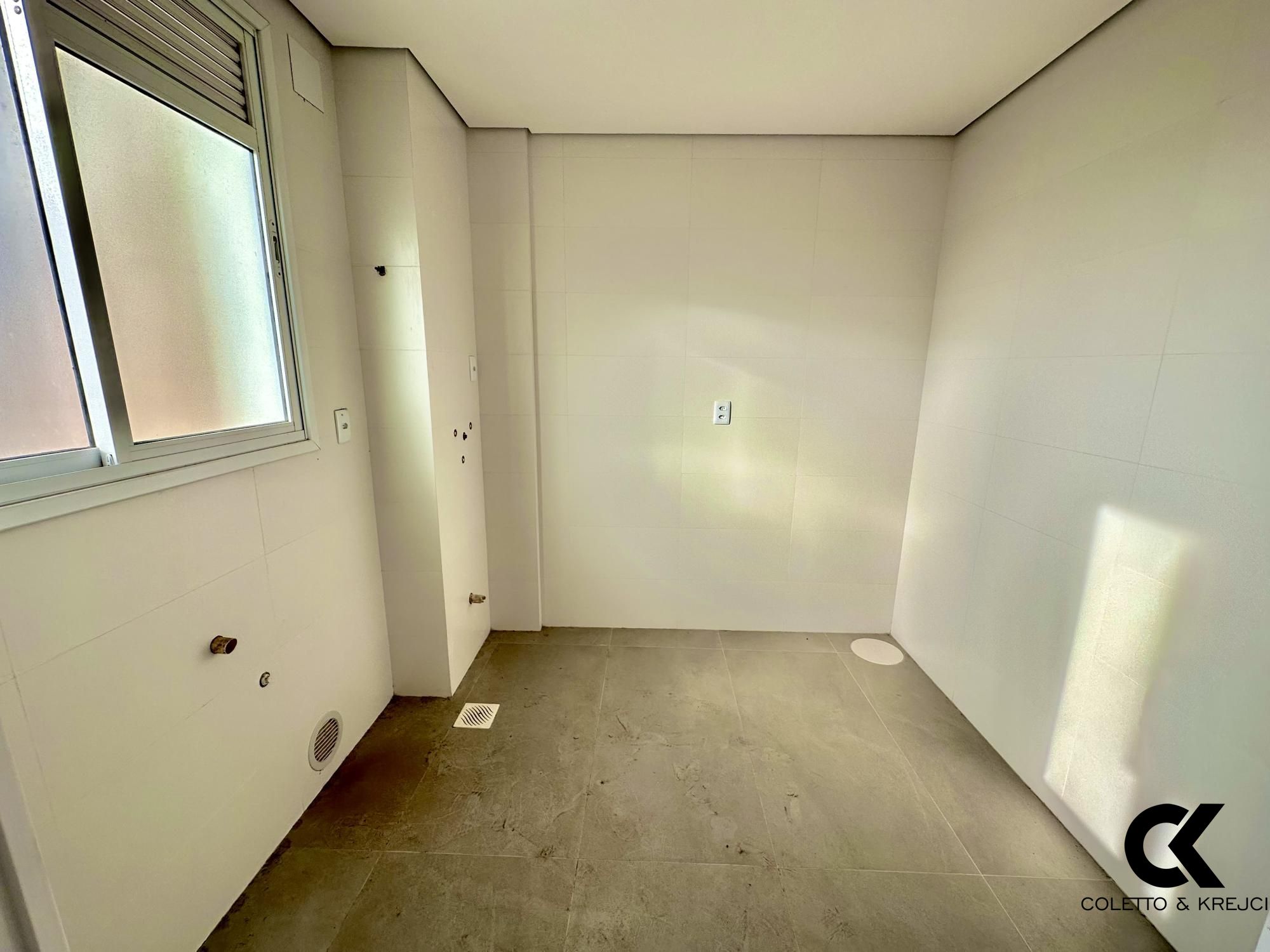 Apartamento à venda com 3 quartos, 193m² - Foto 11