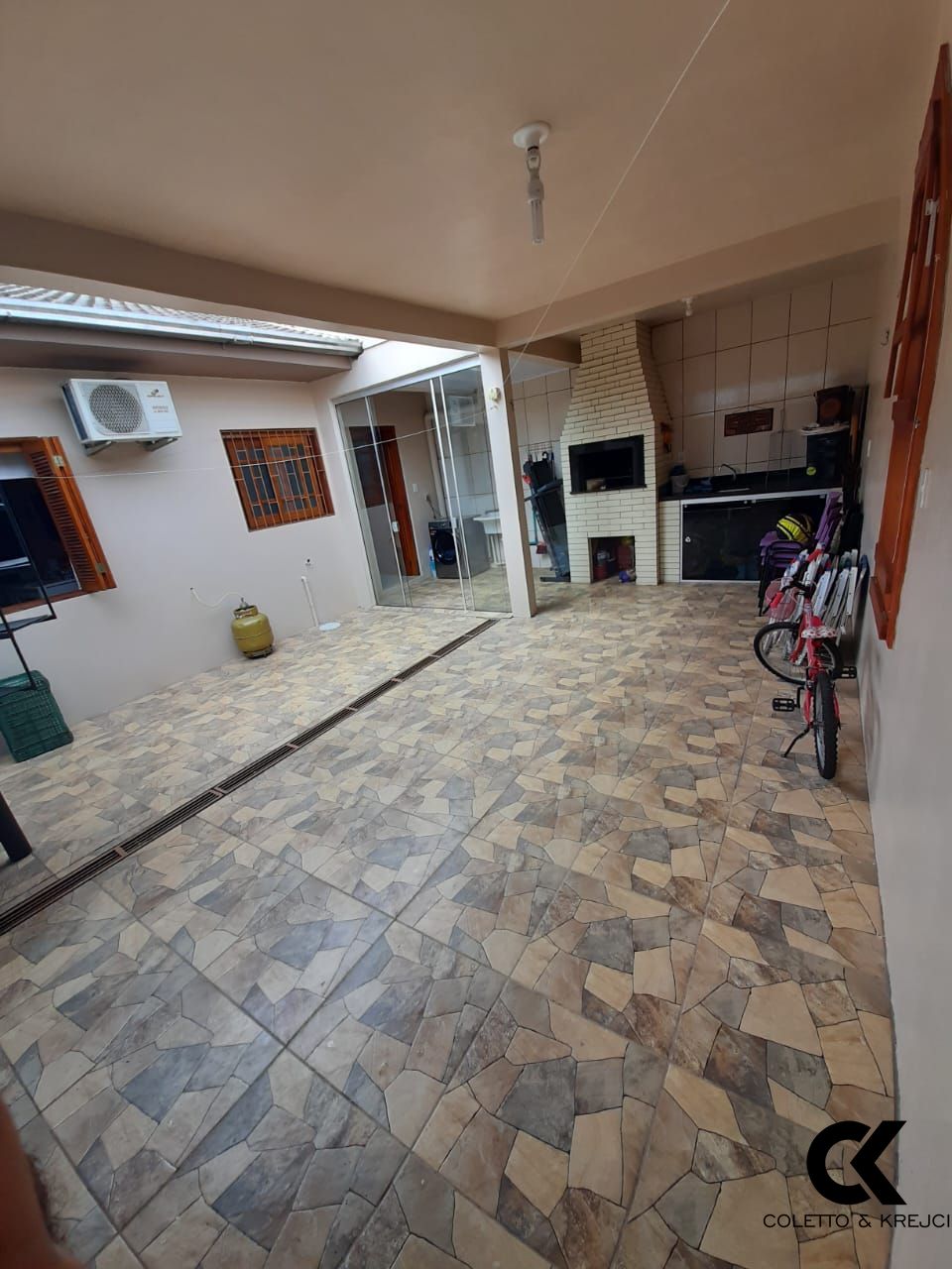 Casa à venda com 2 quartos, 100m² - Foto 15