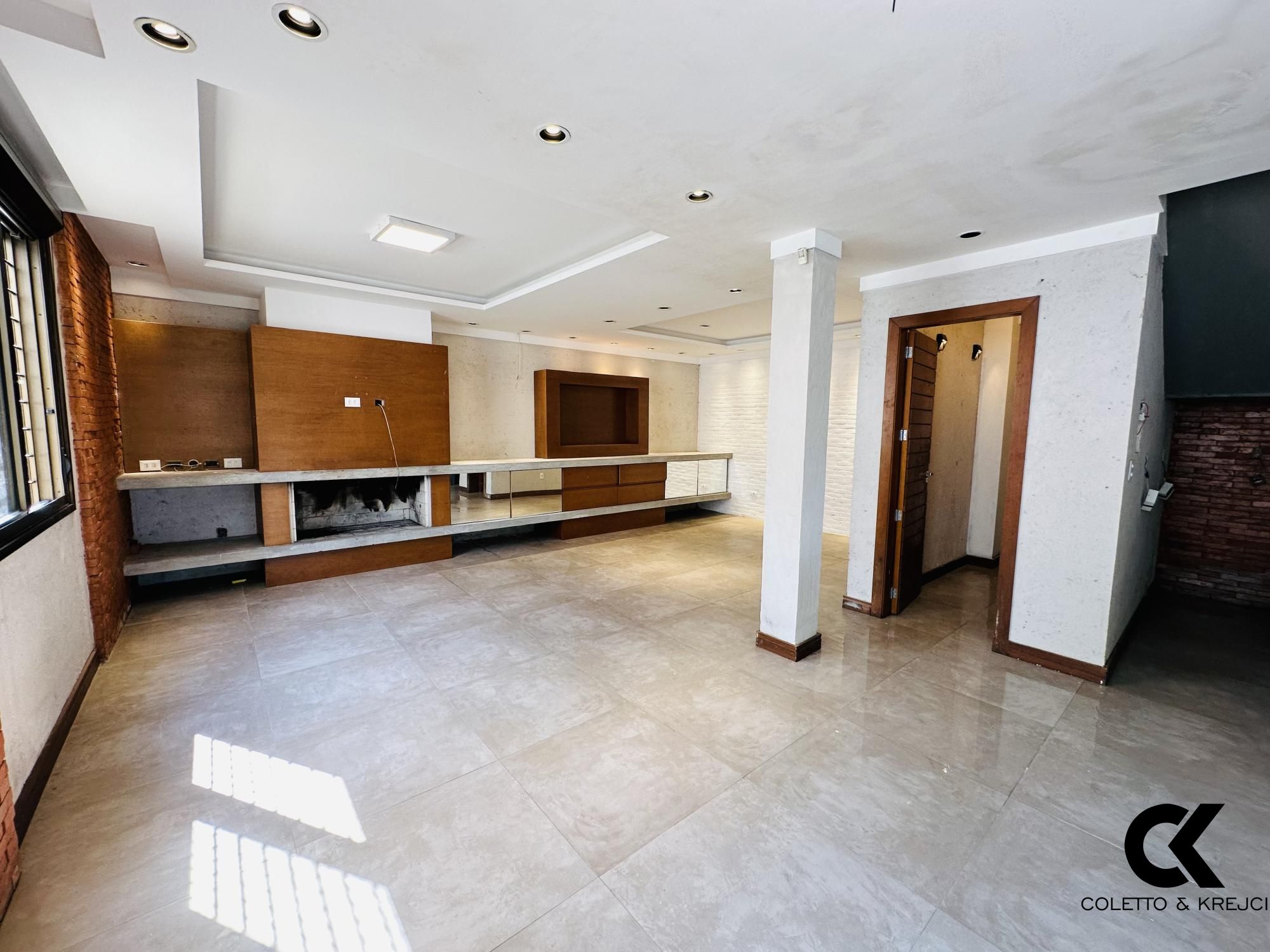 Casa, 3 quartos, 216 m² - Foto 4