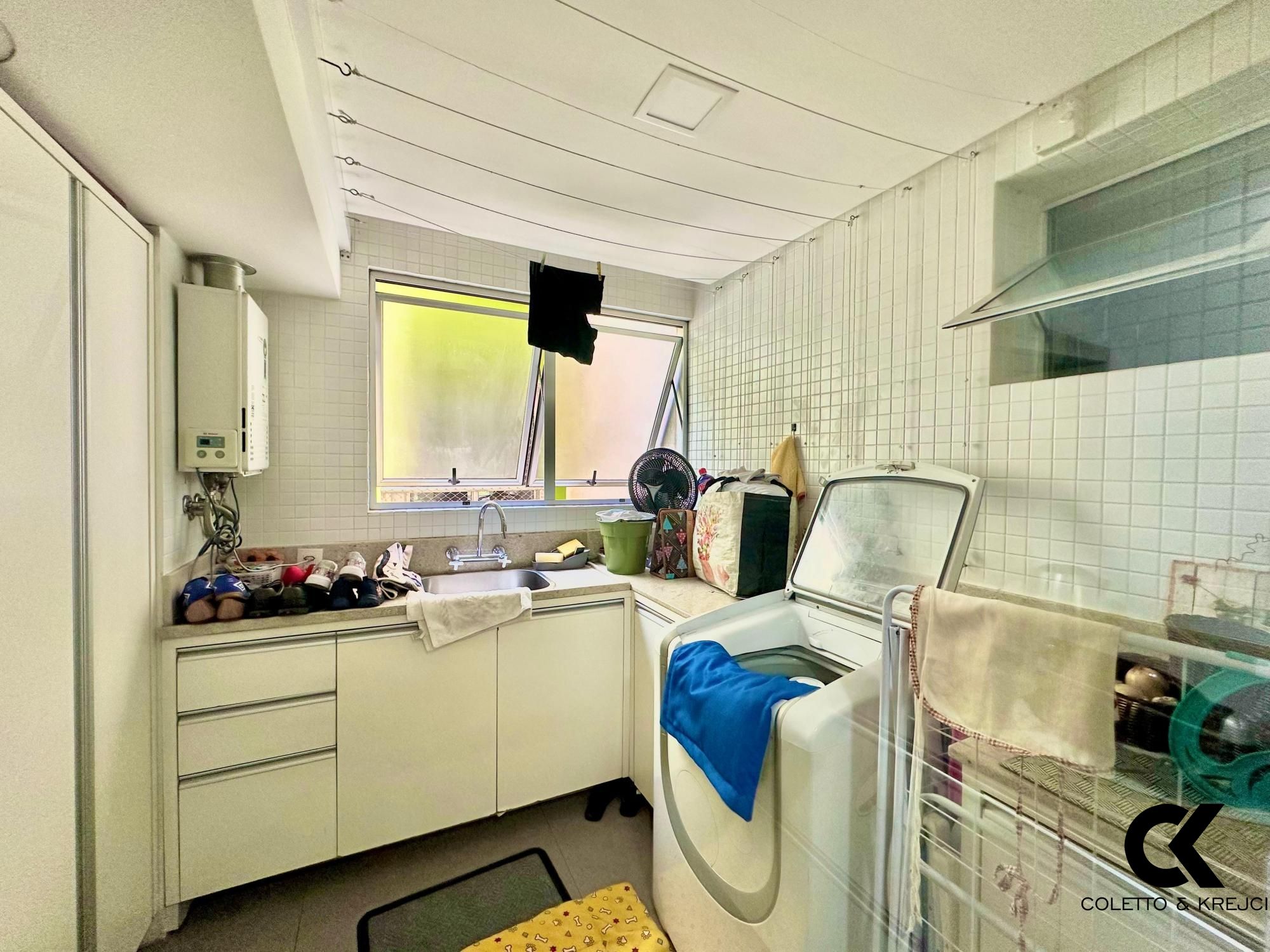 Apartamento à venda com 3 quartos, 135m² - Foto 20