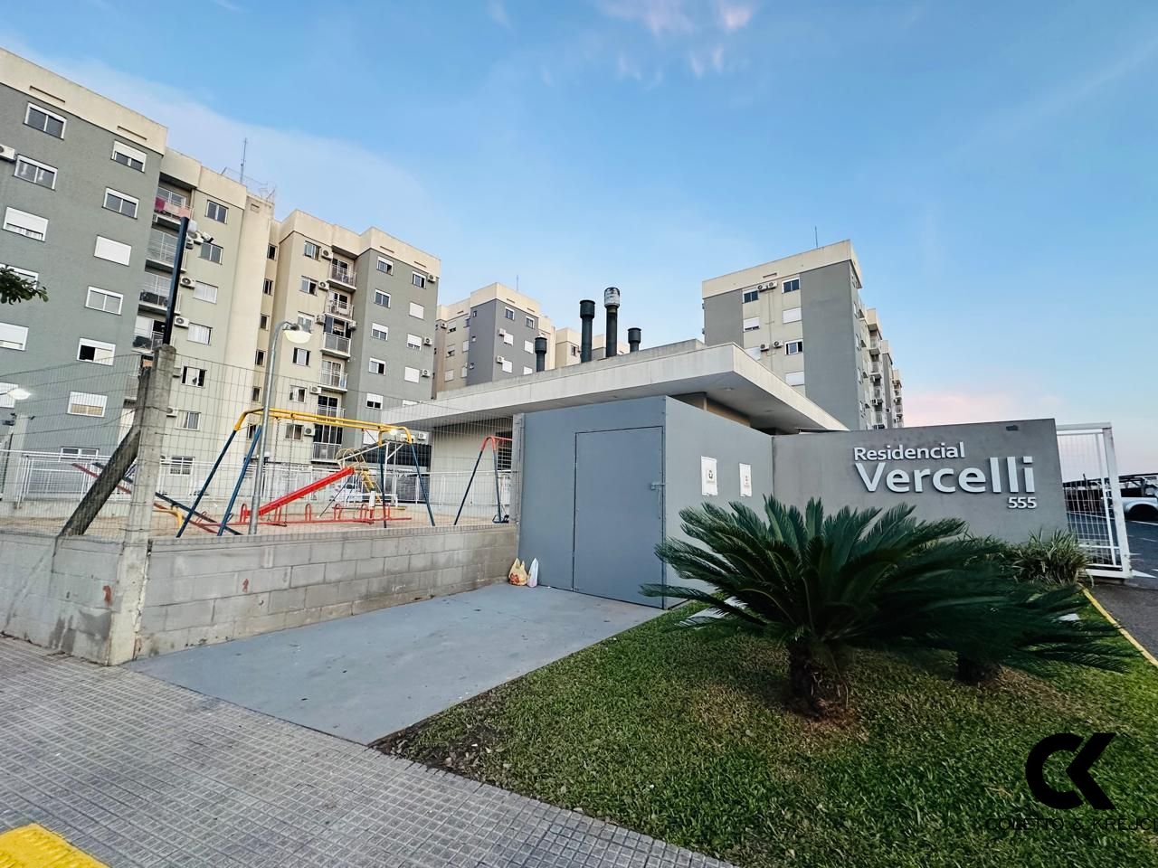 Apartamento à venda com 2 quartos, 51m² - Foto 3