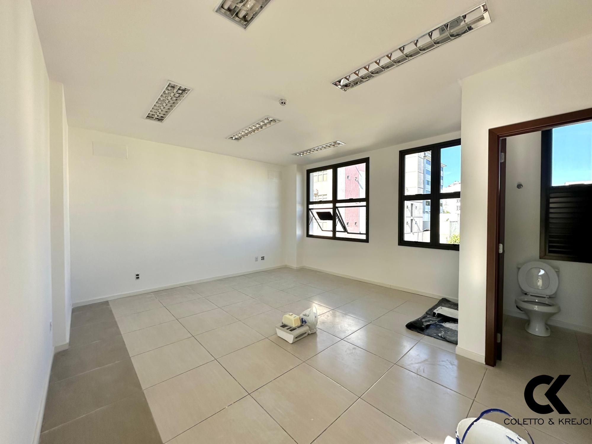 Sala-Conjunto, 29 m² - Foto 1