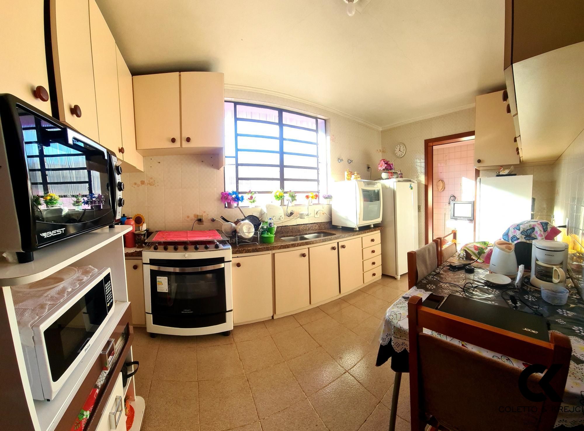 Casa à venda com 4 quartos, 350m² - Foto 15