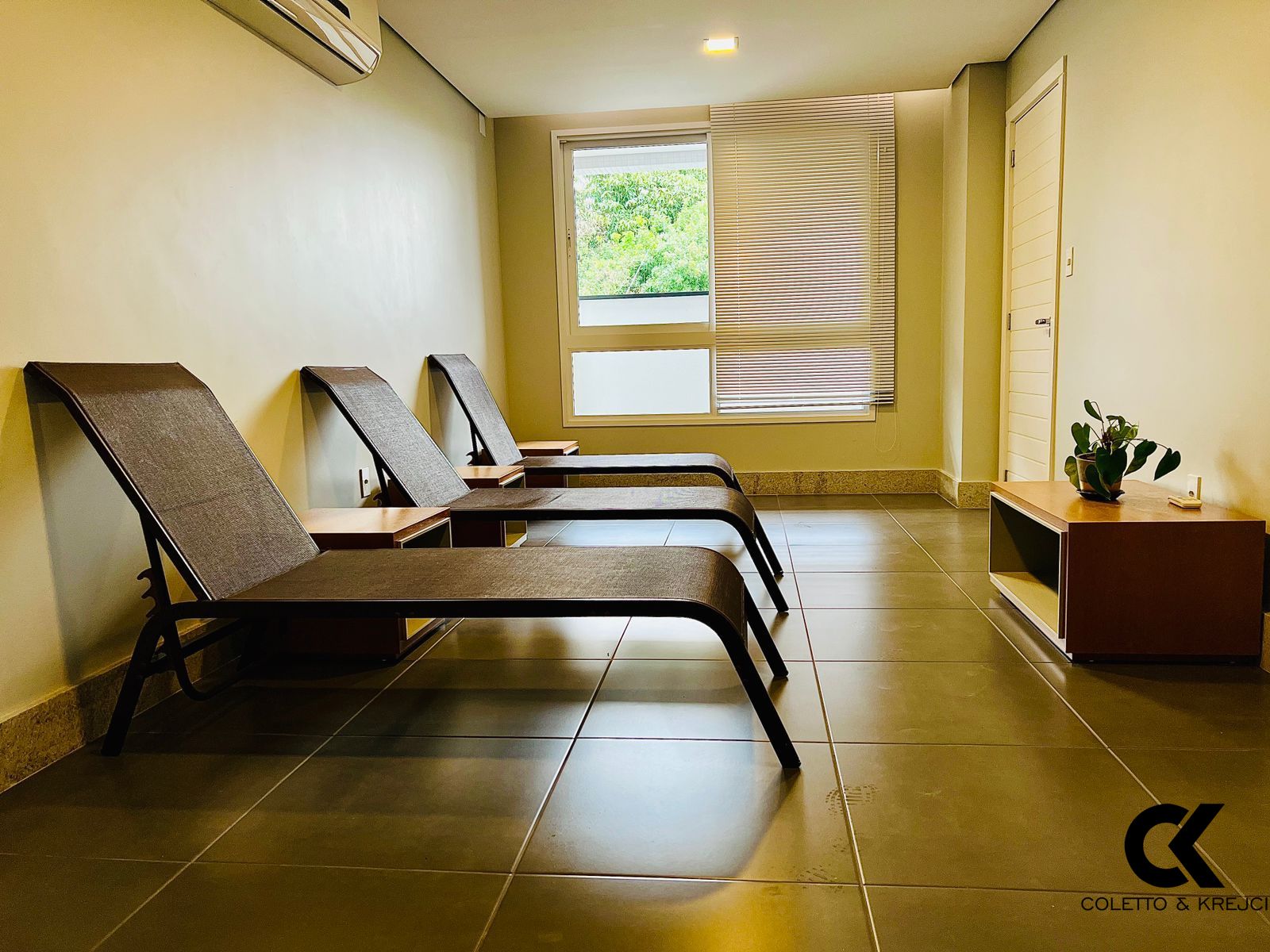 Apartamento, 2 quartos, 115 m² - Foto 1