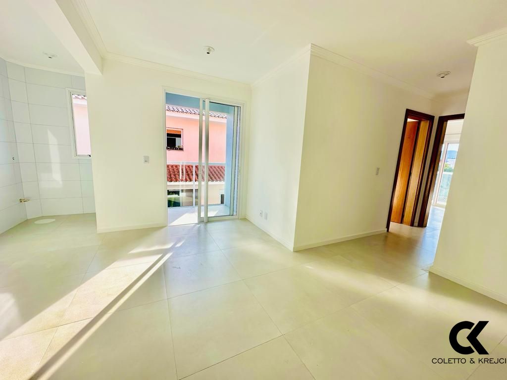 Apartamento à venda com 2 quartos, 60m² - Foto 1