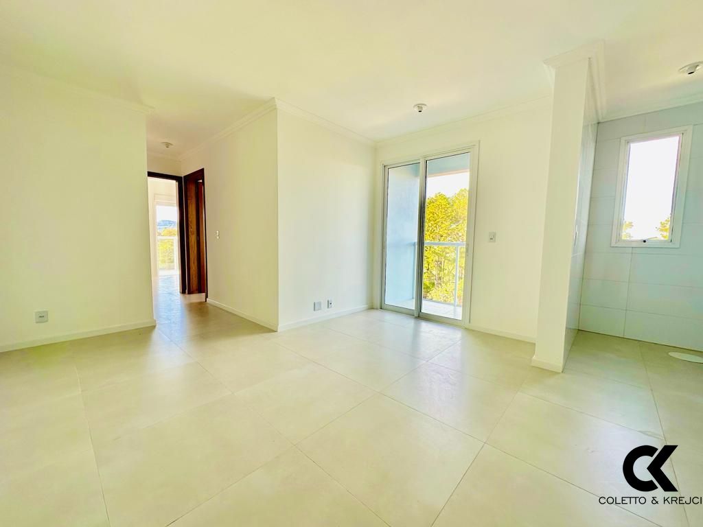 Apartamento à venda com 2 quartos, 60m² - Foto 1