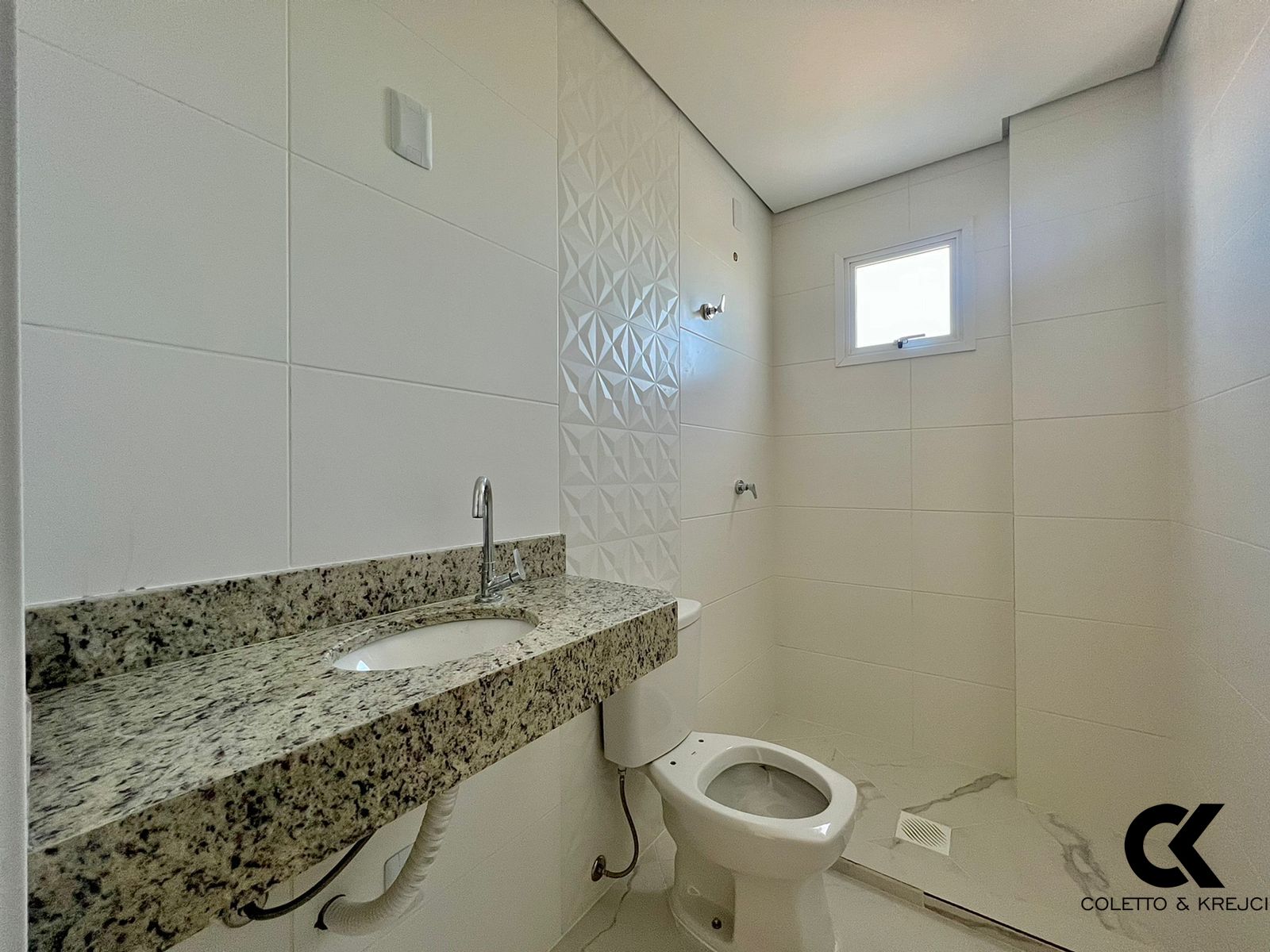 Apartamento à venda com 2 quartos, 76m² - Foto 8