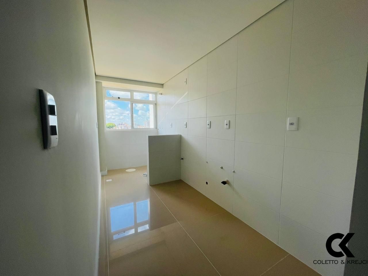 Apartamento à venda com 1 quarto, 42m² - Foto 5