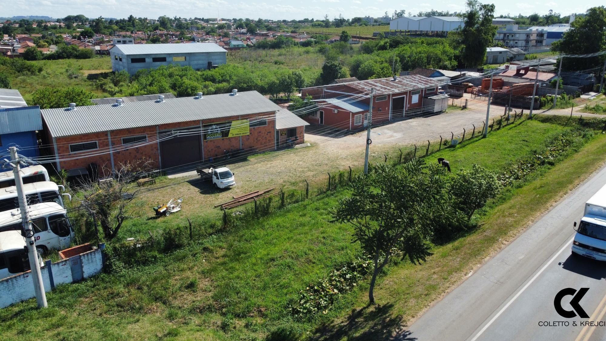 Depósito-Galpão-Armazém à venda com 1 quarto, 1712m² - Foto 1