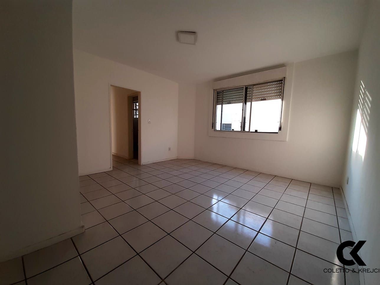 Apartamento à venda com 2 quartos, 98m² - Foto 1