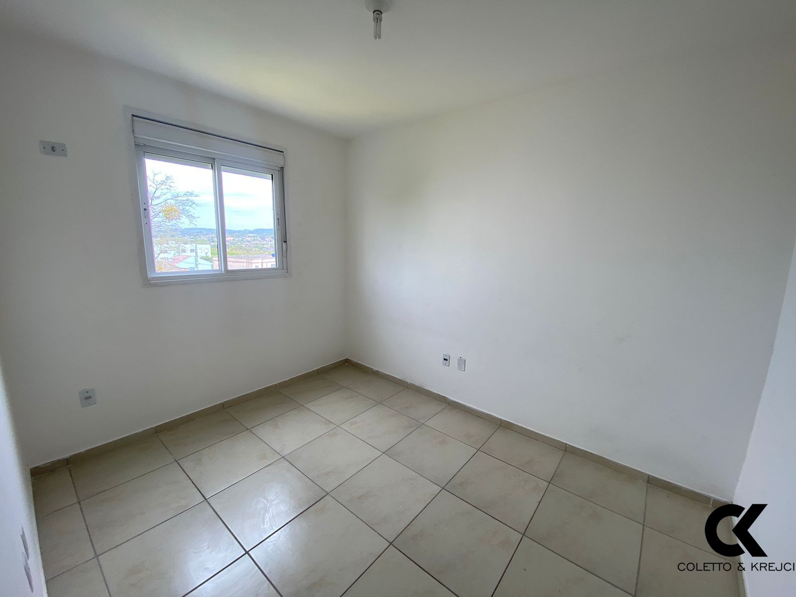 Apartamento à venda com 1 quarto, 37m² - Foto 5