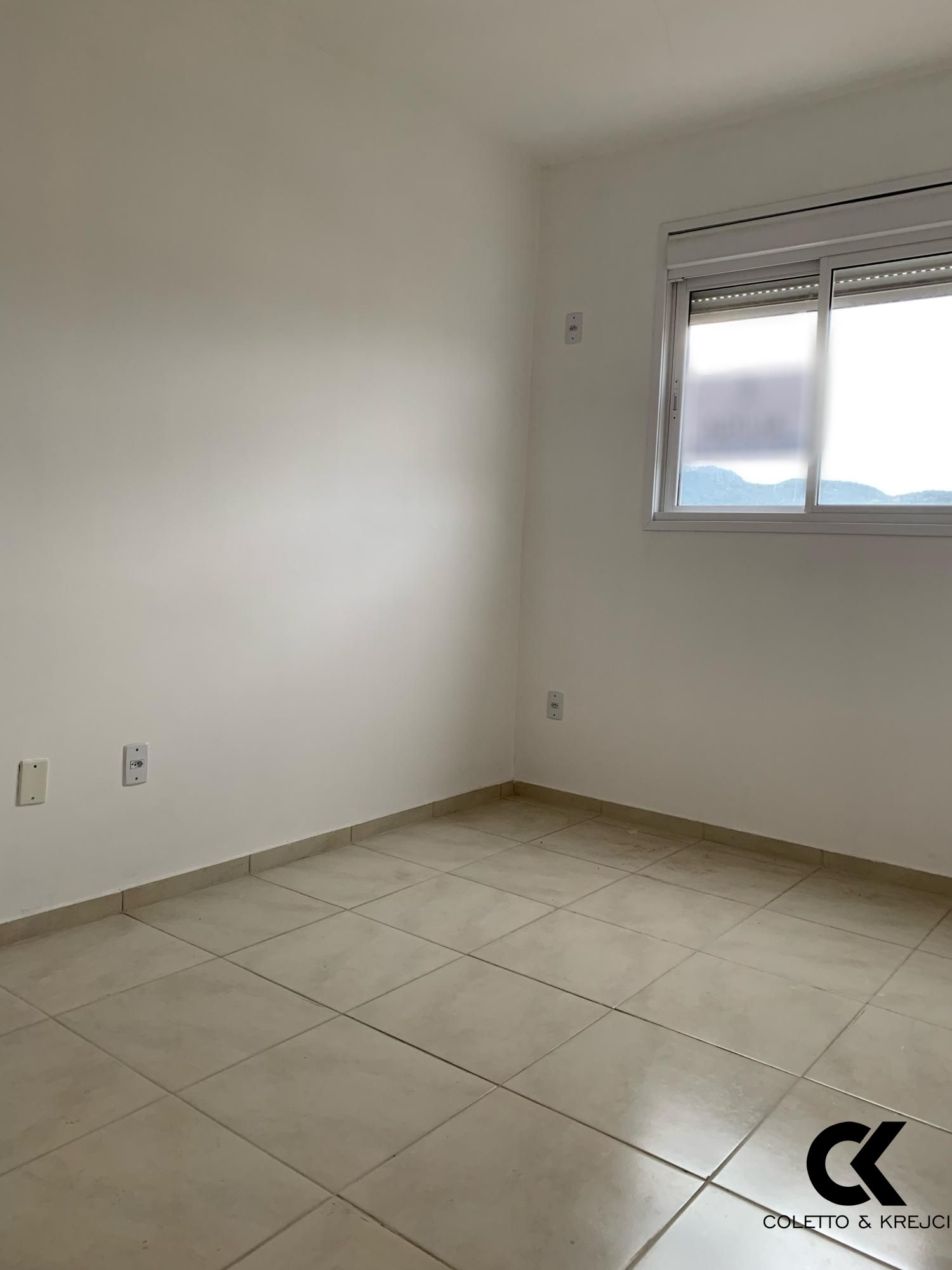 Apartamento à venda com 1 quarto, 36m² - Foto 4