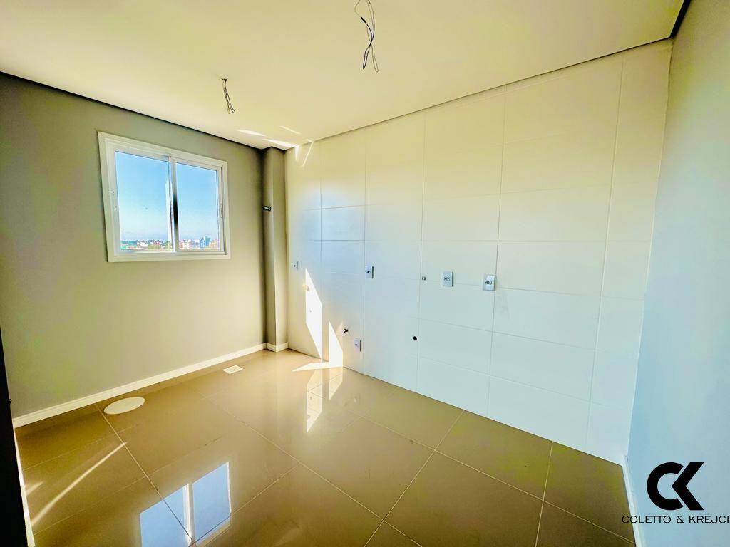 Apartamento à venda com 2 quartos, 74m² - Foto 5