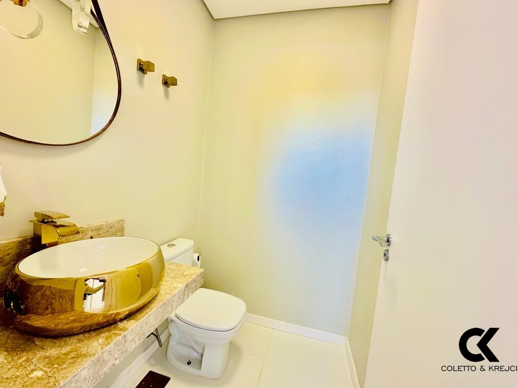 Casa, 4 quartos, 240 m² - Foto 11