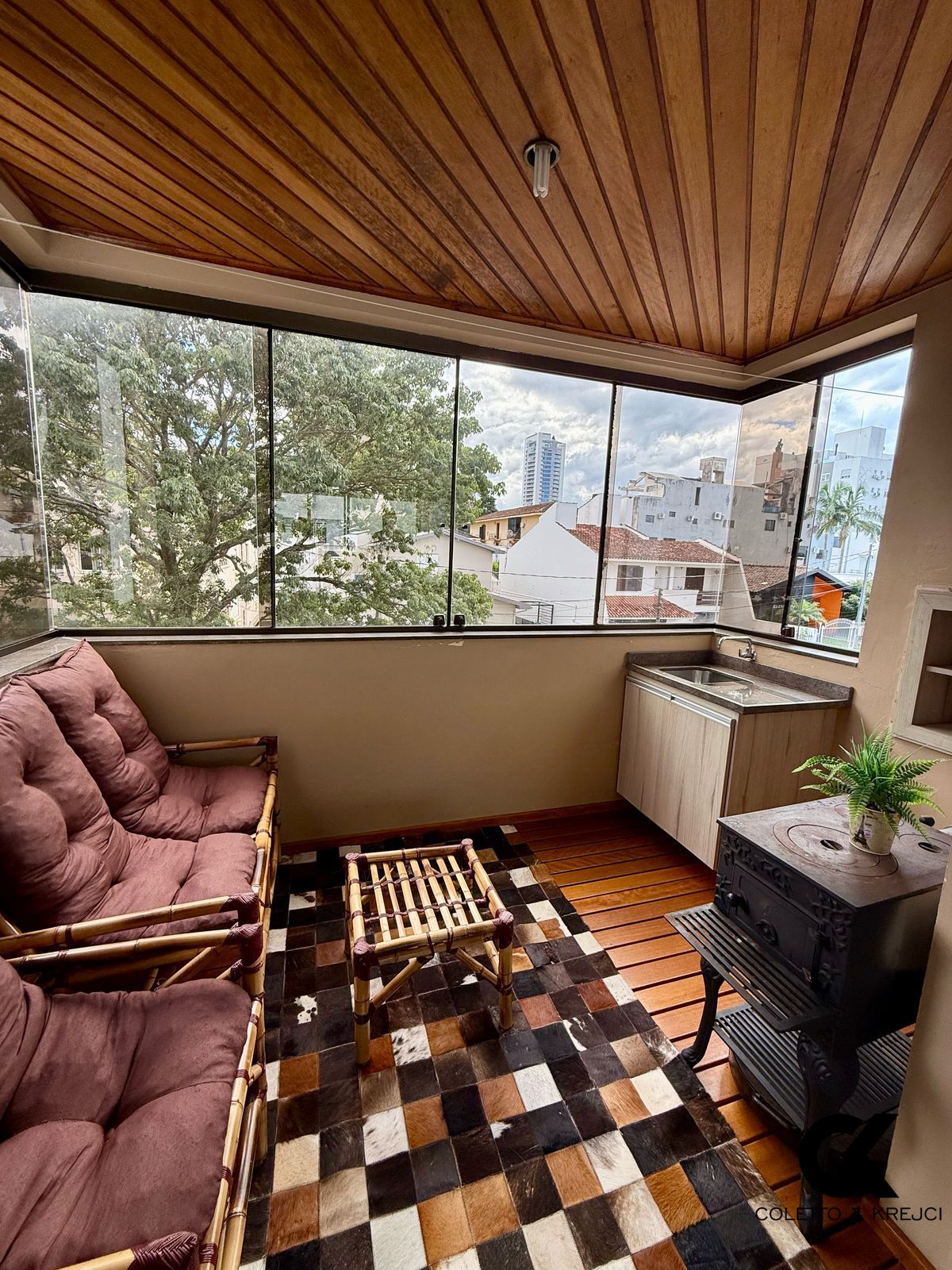Apartamento, 2 quartos, 74 m² - Foto 1