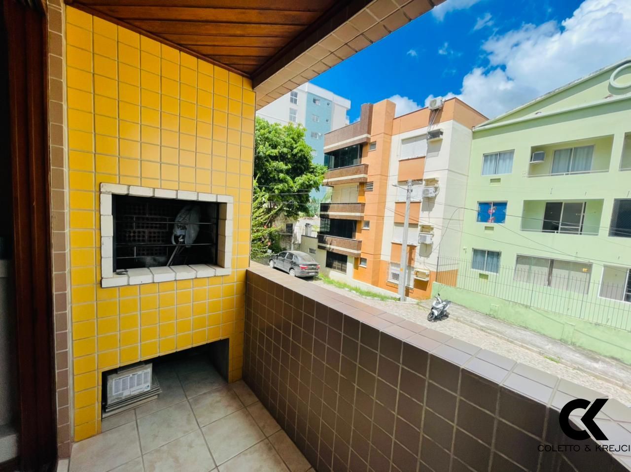 Apartamento à venda com 3 quartos, 101m² - Foto 4