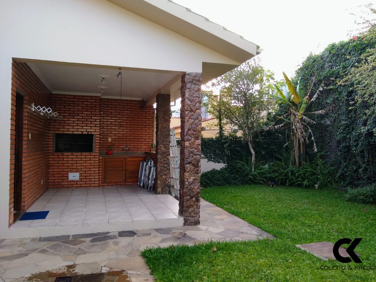 Casa à venda com 3 quartos, 305m² - Foto 22