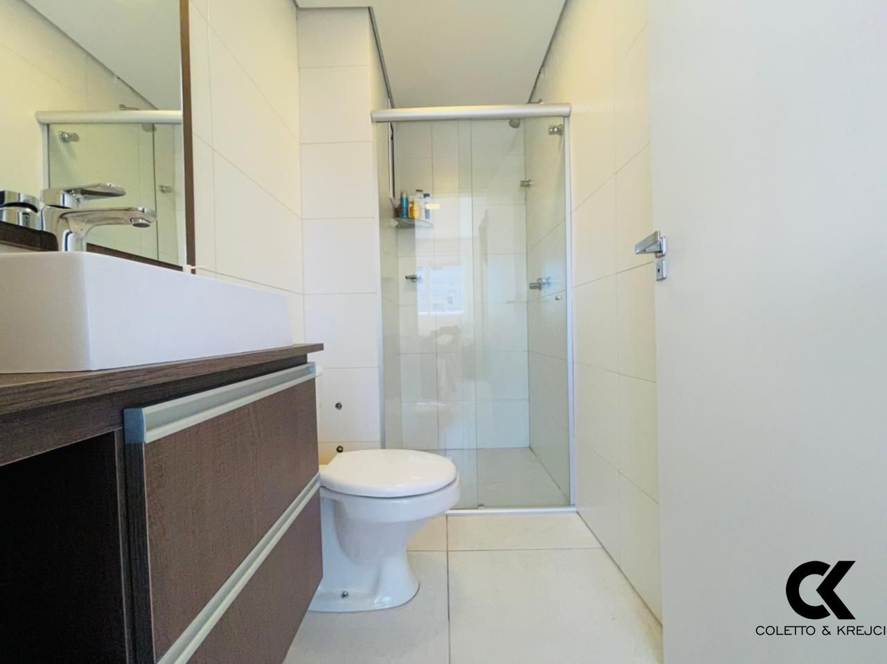 Apartamento à venda com 2 quartos, 66m² - Foto 16