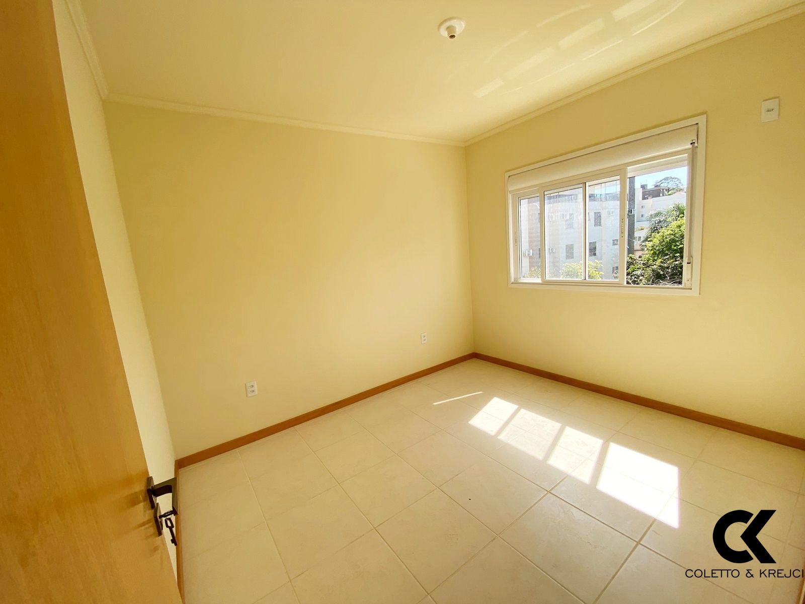 Apartamento à venda com 2 quartos, 66m² - Foto 8