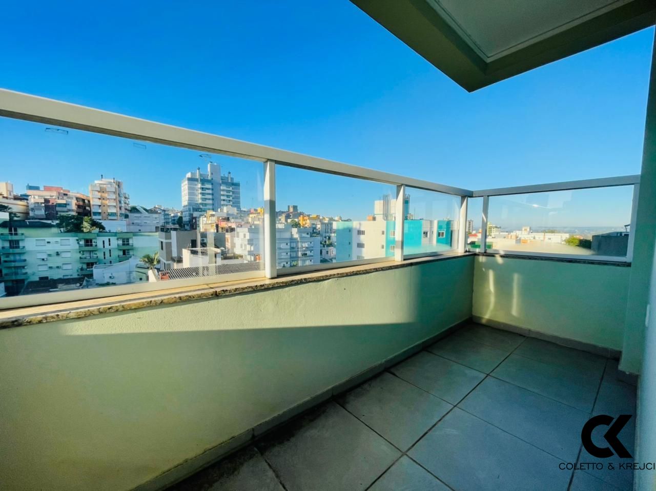 Apartamento à venda com 2 quartos, 83m² - Foto 6