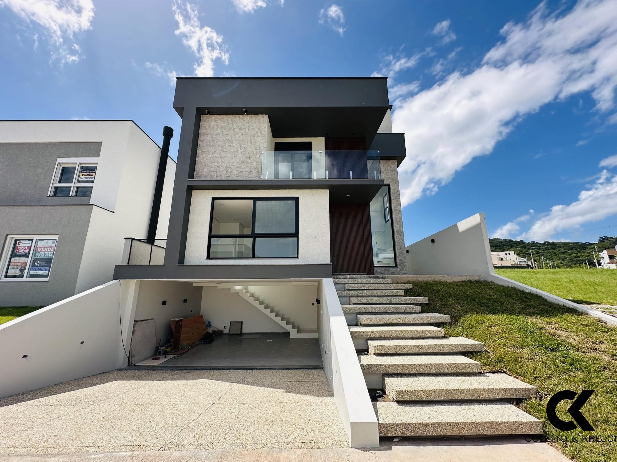 Casa de Condomínio à venda com 3 quartos, 185m² - Foto 2