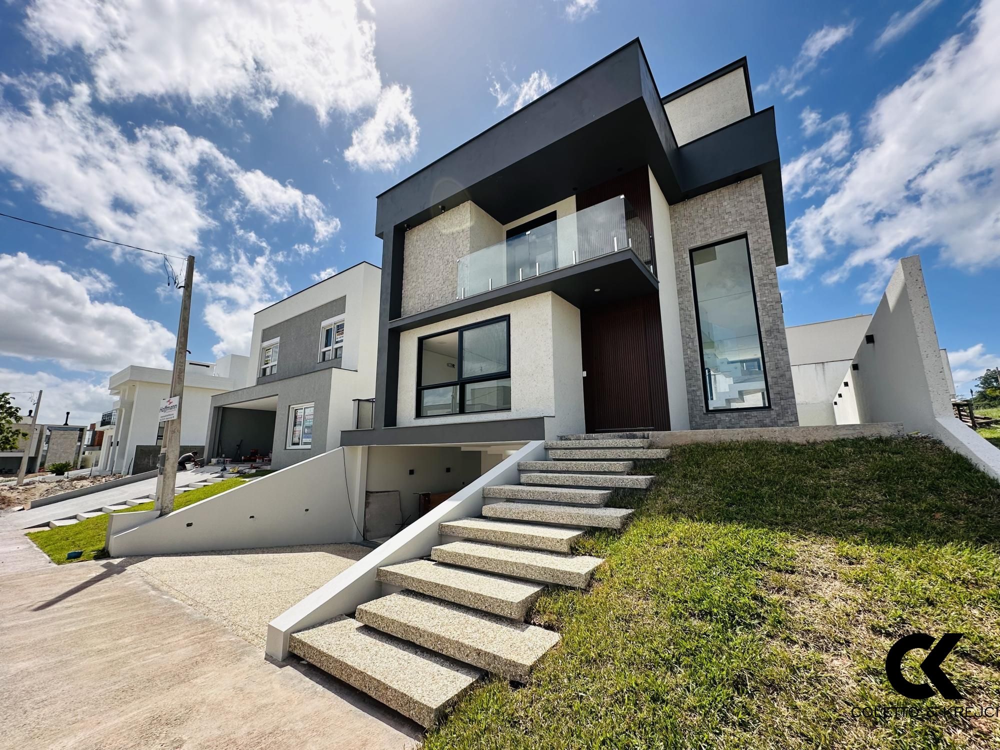 Casa de Condomínio à venda com 3 quartos, 185m² - Foto 1
