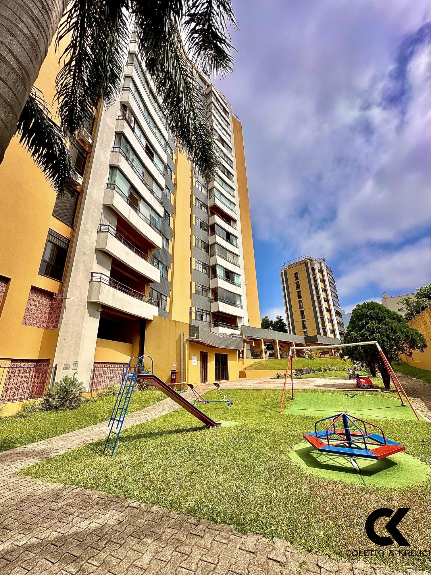 Apartamento à venda com 3 quartos, 124m² - Foto 17
