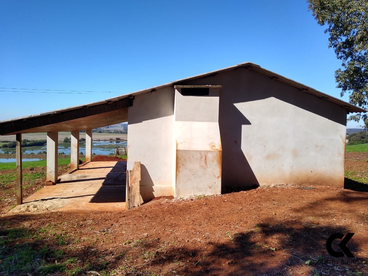 Chácara à venda com 3 quartos, 10840m² - Foto 6