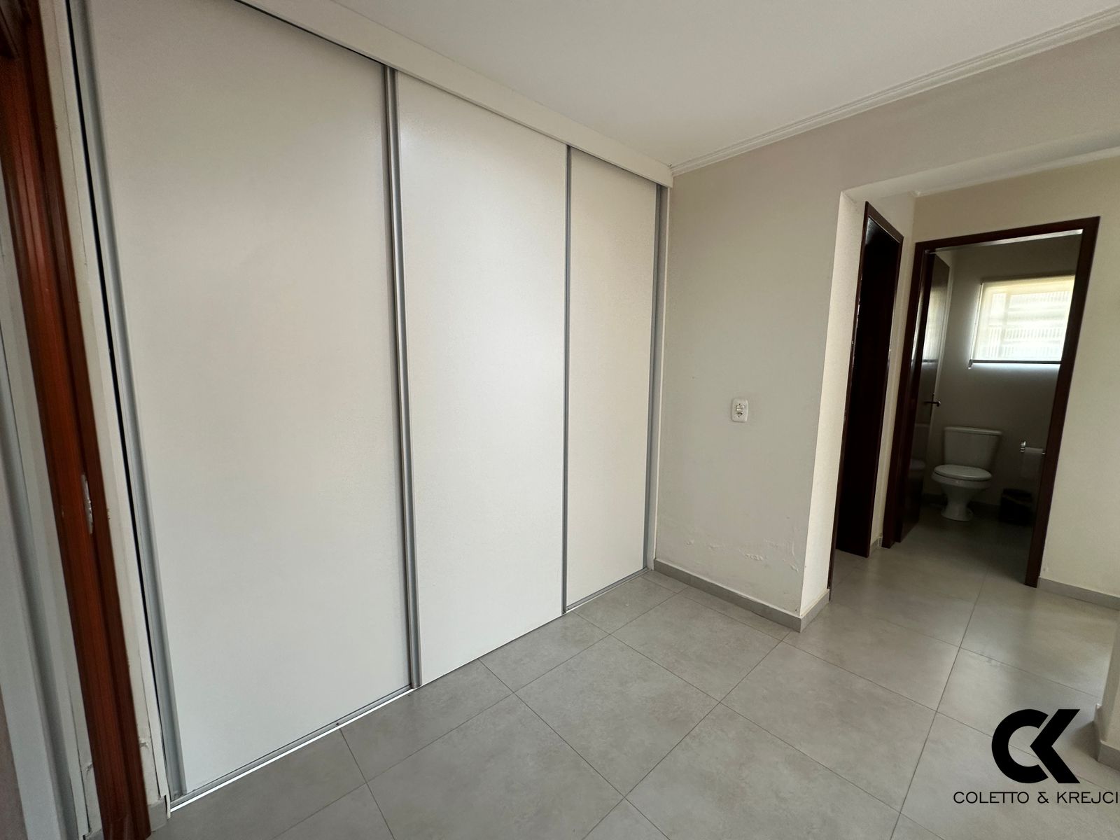 Casa, 3 quartos, 241 m² - Foto 12