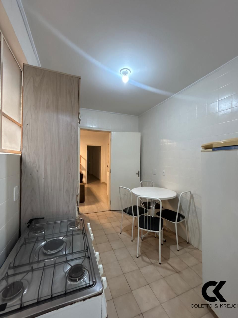 Apartamento à venda com 2 quartos, 72m² - Foto 6