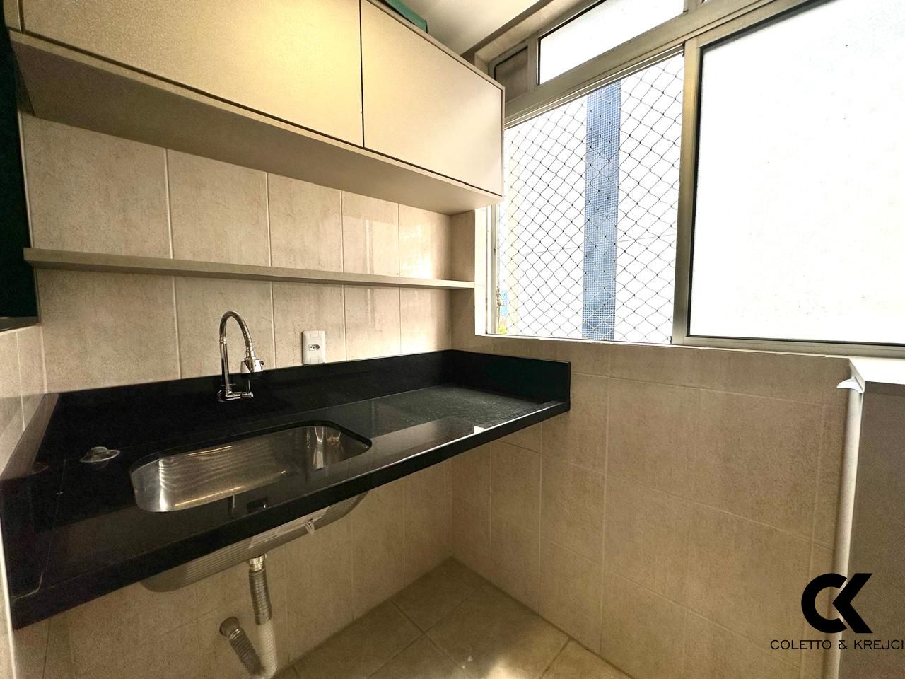 Apartamento à venda com 3 quartos, 73m² - Foto 8