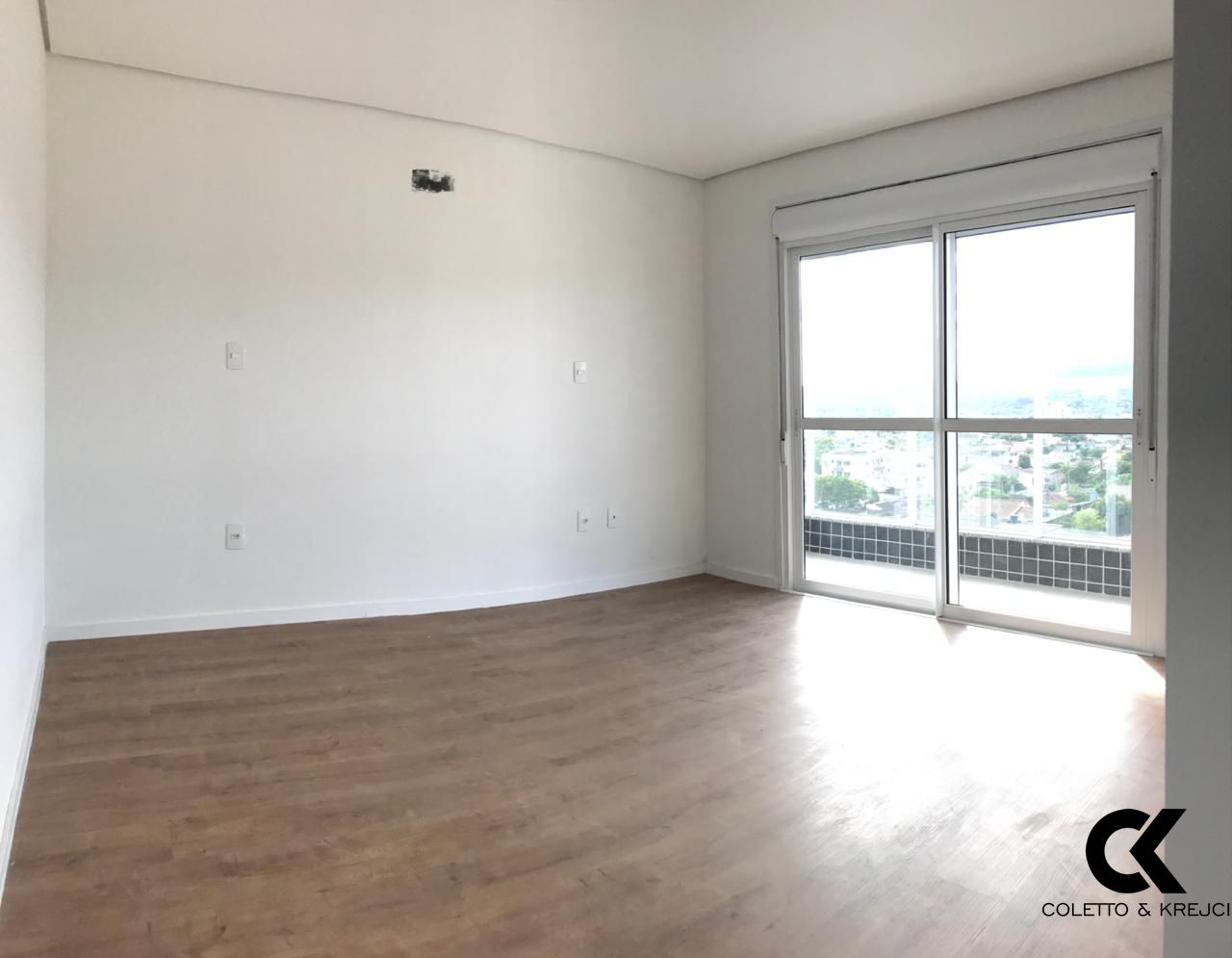 Apartamento à venda com 3 quartos, 165m² - Foto 8