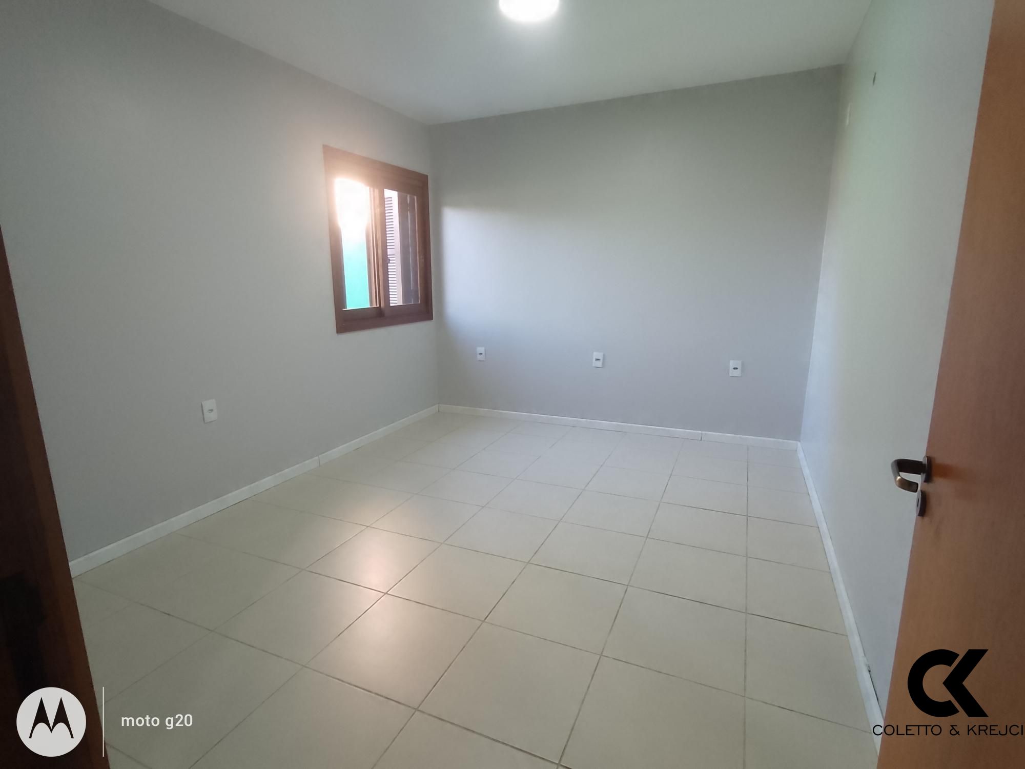 Casa à venda com 2 quartos, 68m² - Foto 10