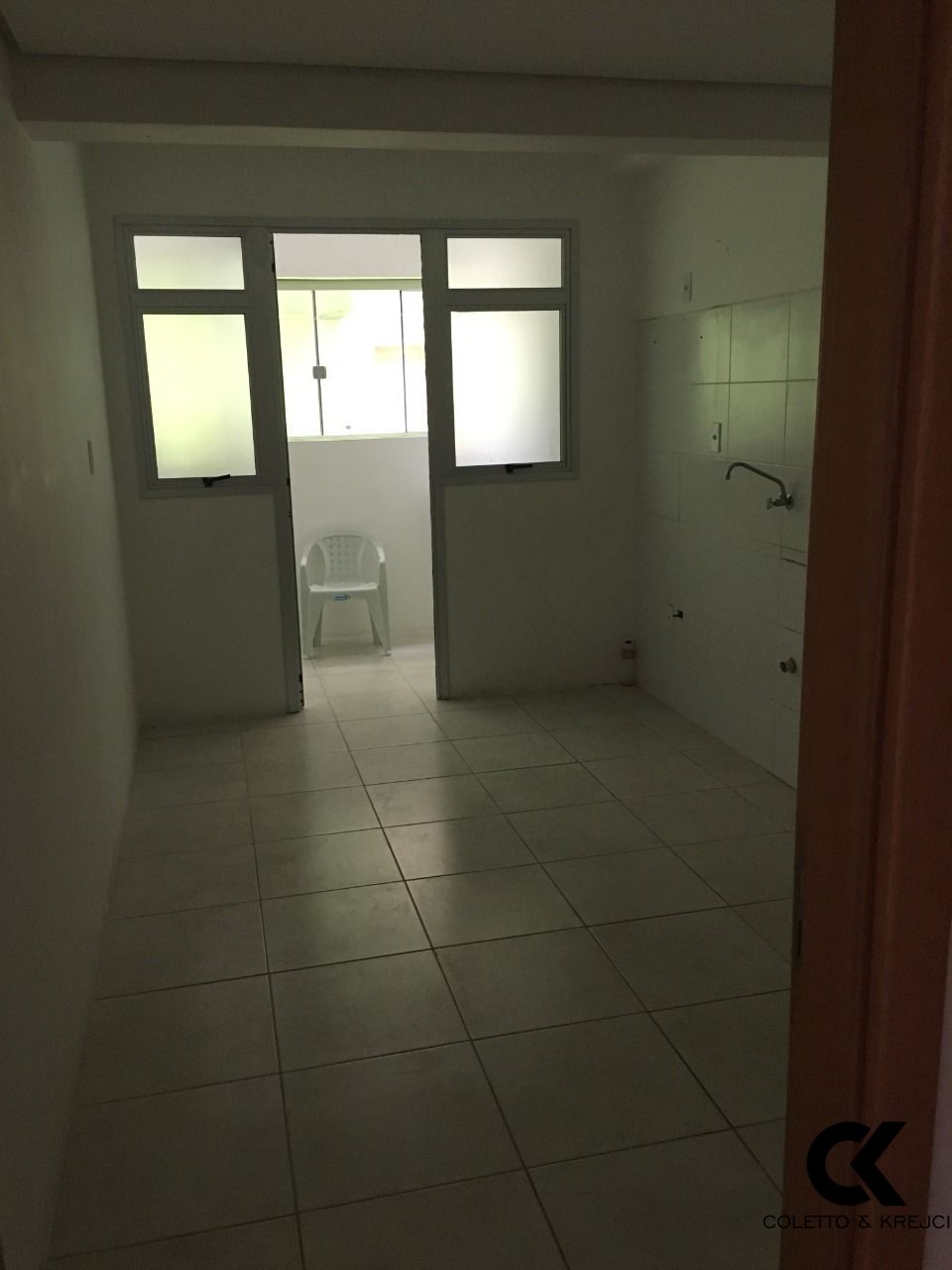 Apartamento à venda com 2 quartos, 81m² - Foto 5