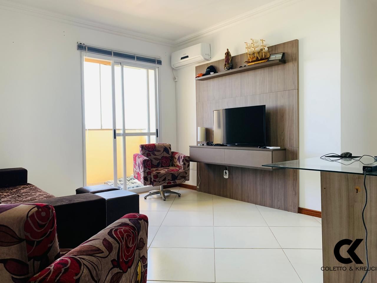 Apartamento à venda com 3 quartos, 88m² - Foto 1