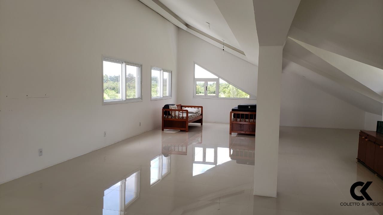 Fazenda à venda com 3 quartos, 110000m² - Foto 11