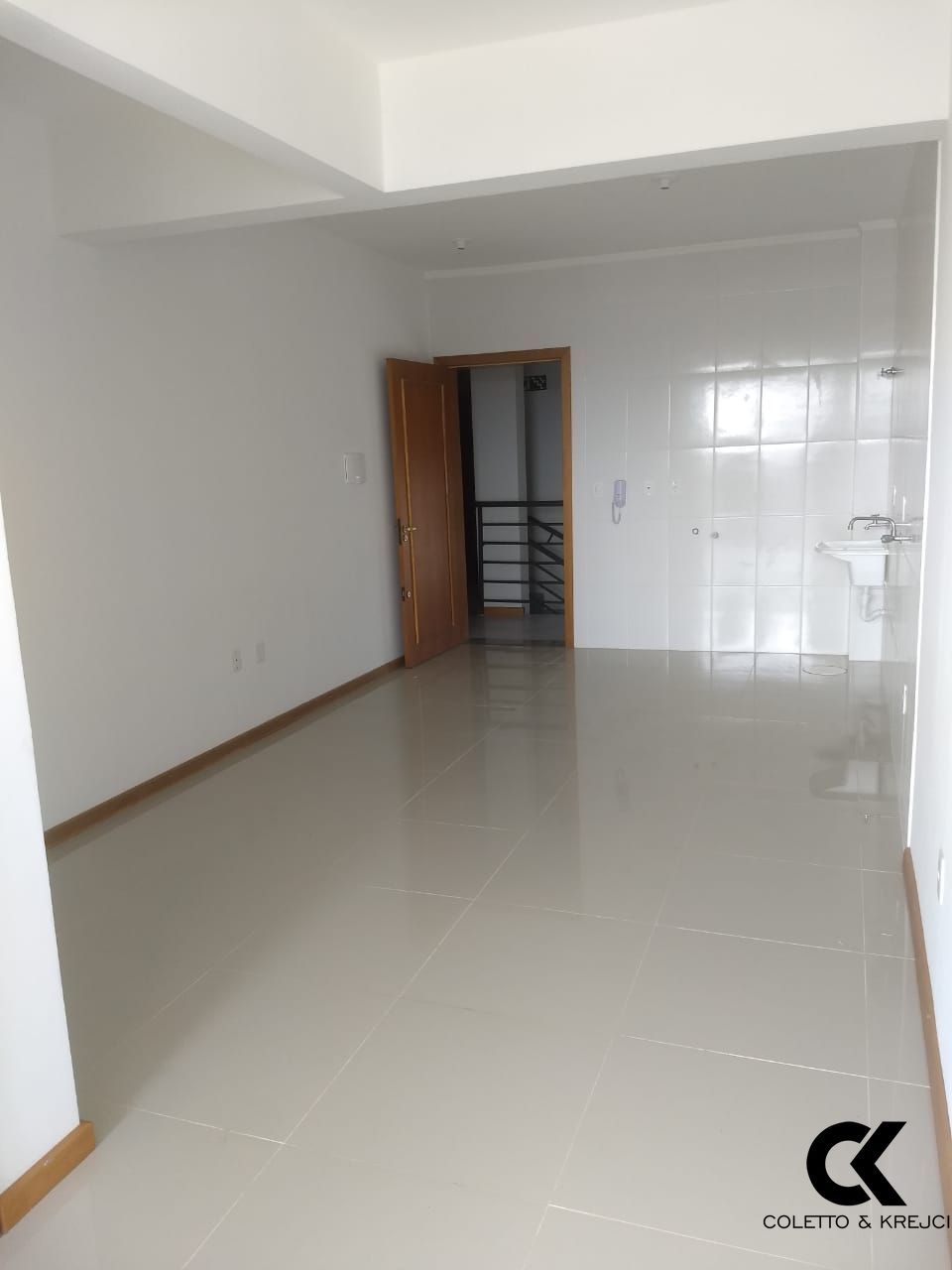 Kitnet e Studio à venda, 32m² - Foto 8