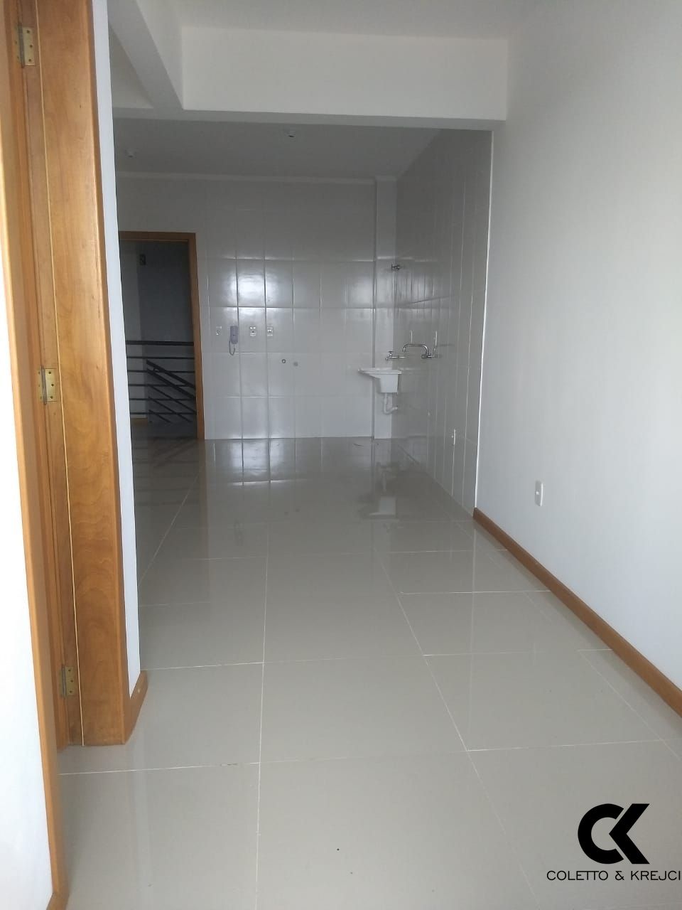 Kitnet e Studio à venda, 32m² - Foto 9