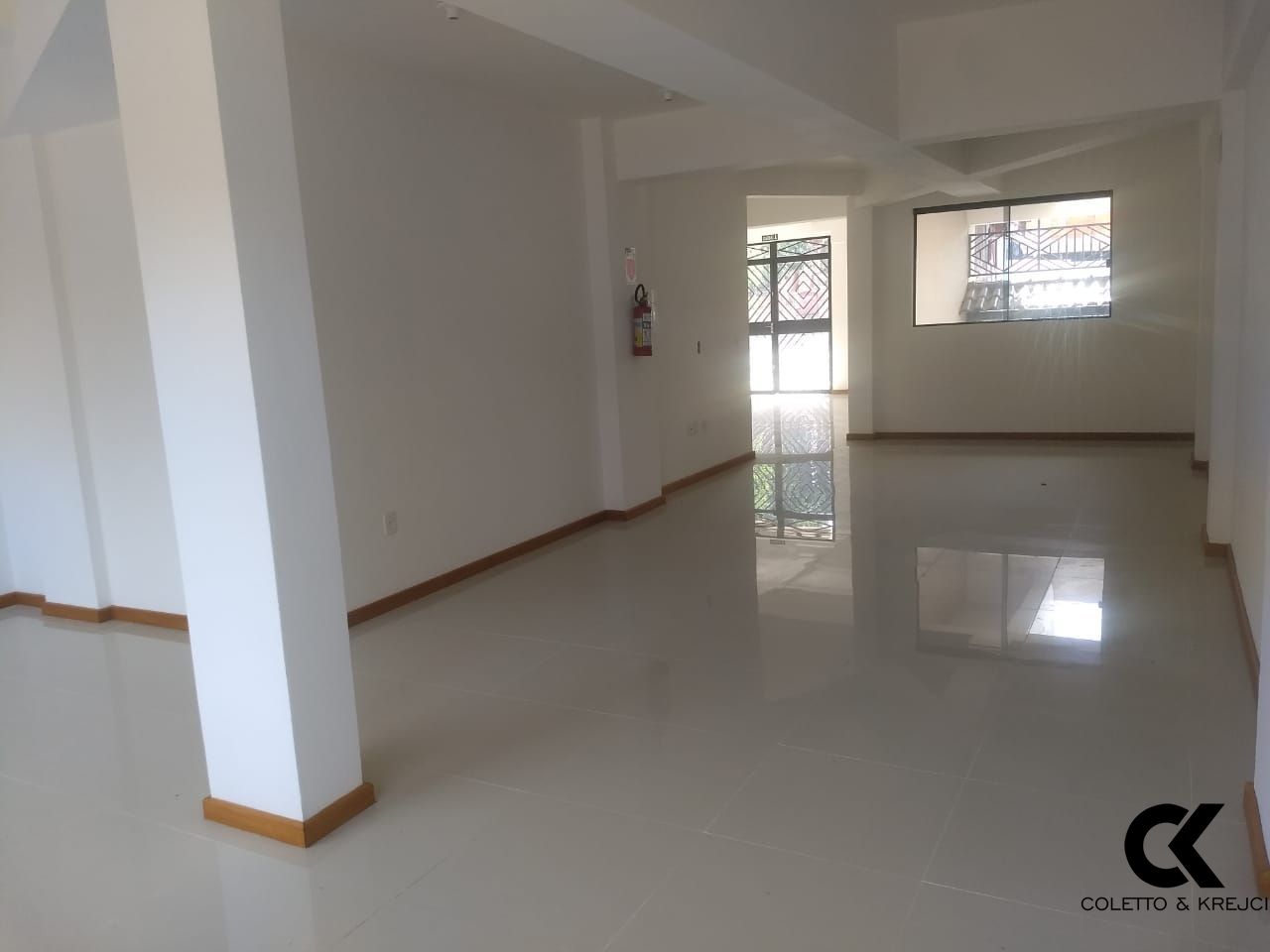 Loja-Salão à venda, 92m² - Foto 1