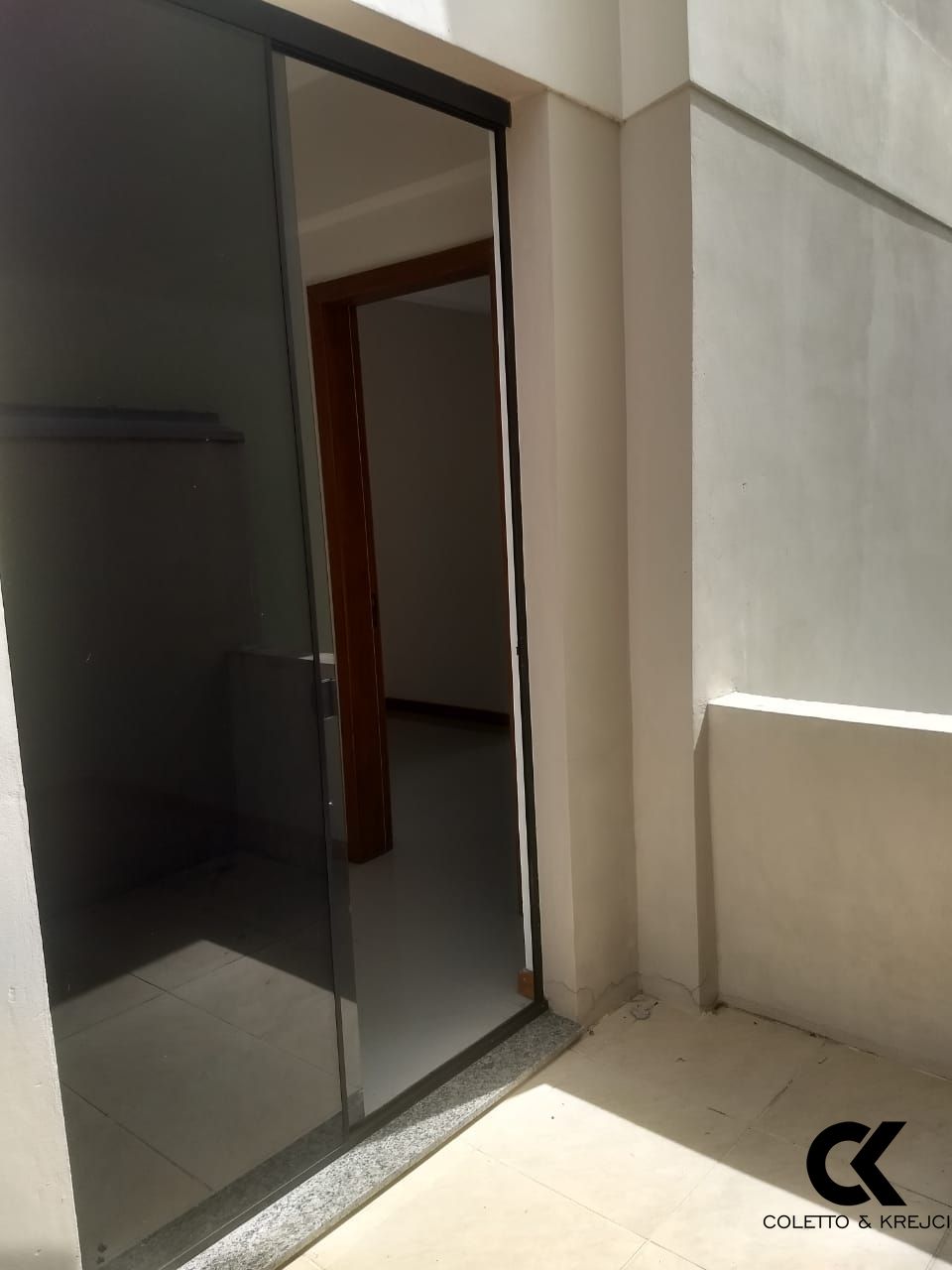 Apartamento à venda com 1 quarto, 43m² - Foto 12