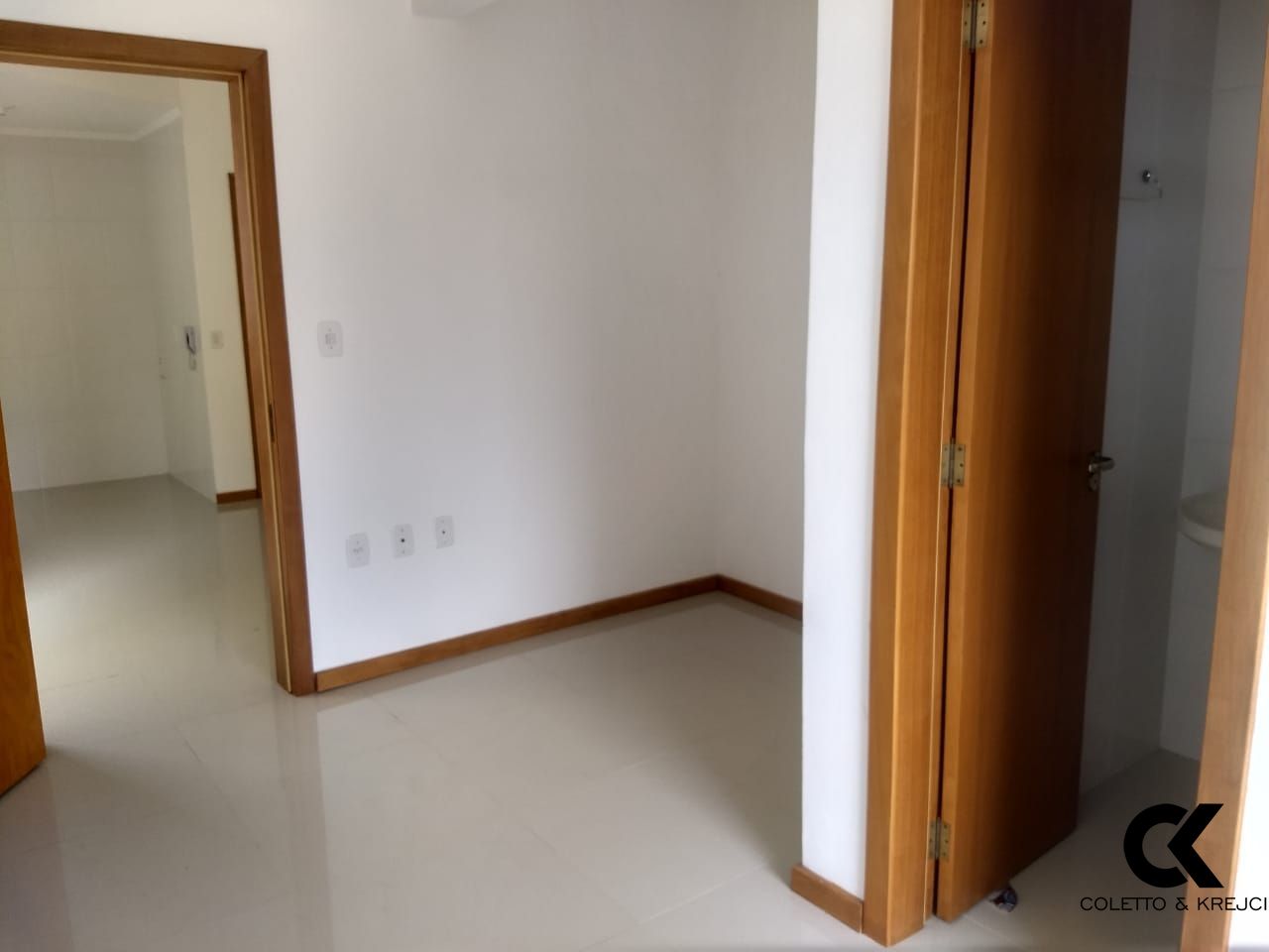 Apartamento à venda com 1 quarto, 43m² - Foto 5