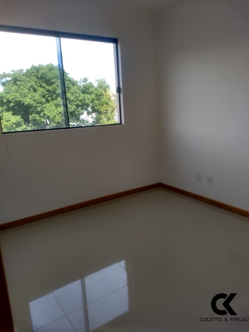 Apartamento à venda com 1 quarto, 33m² - Foto 3