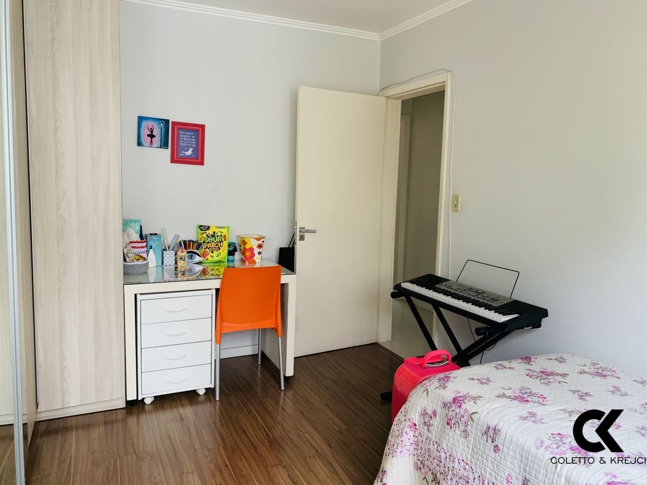 Apartamento à venda com 3 quartos, 118m² - Foto 13