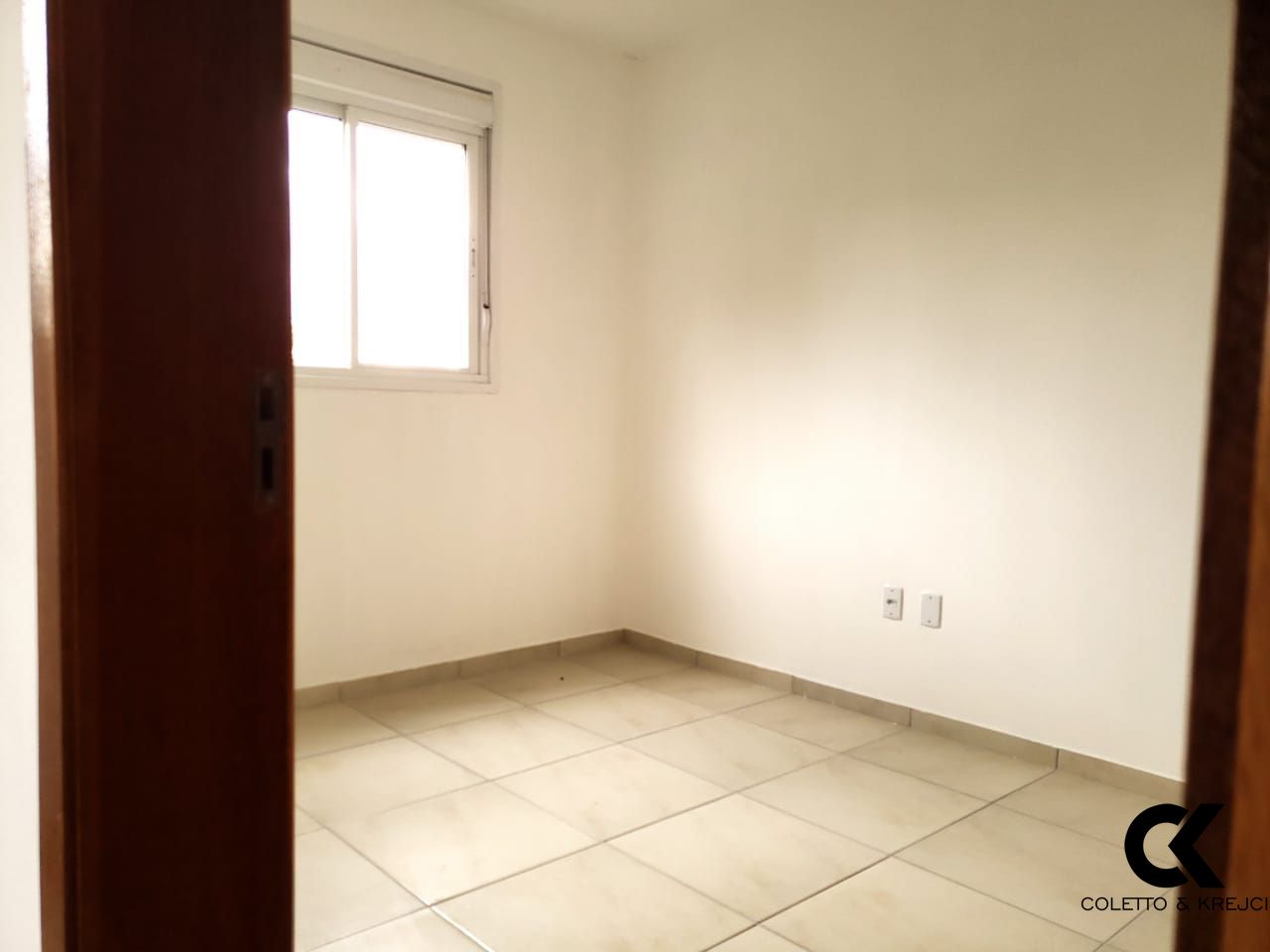 Apartamento à venda com 1 quarto, 37m² - Foto 6