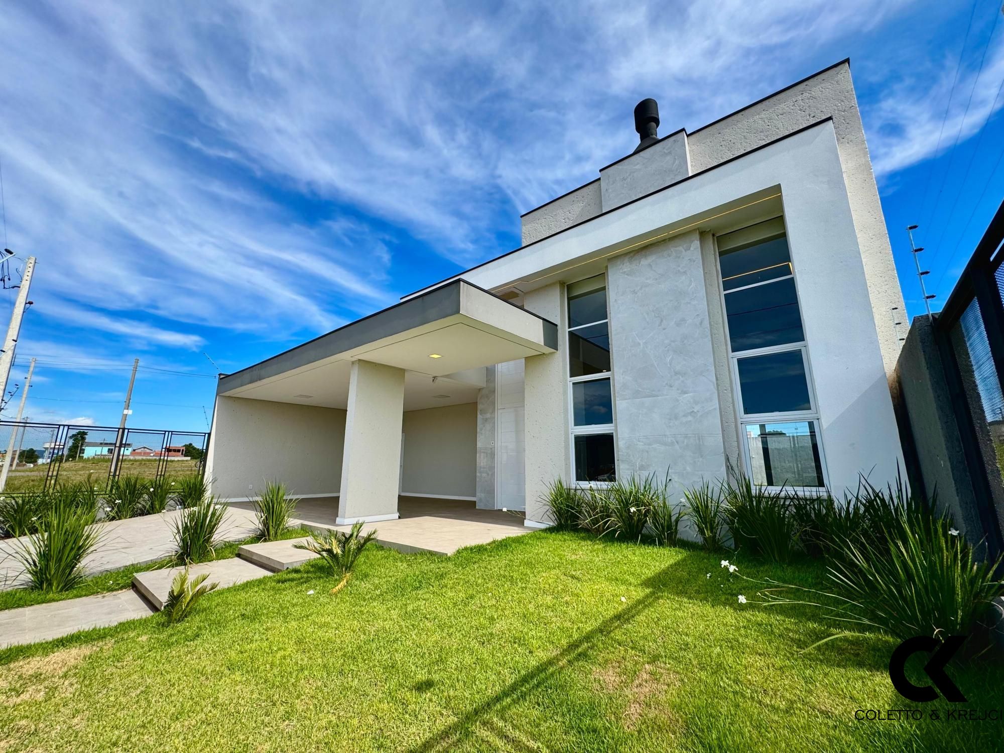 Casa, 3 quartos, 203 m² - Foto 1