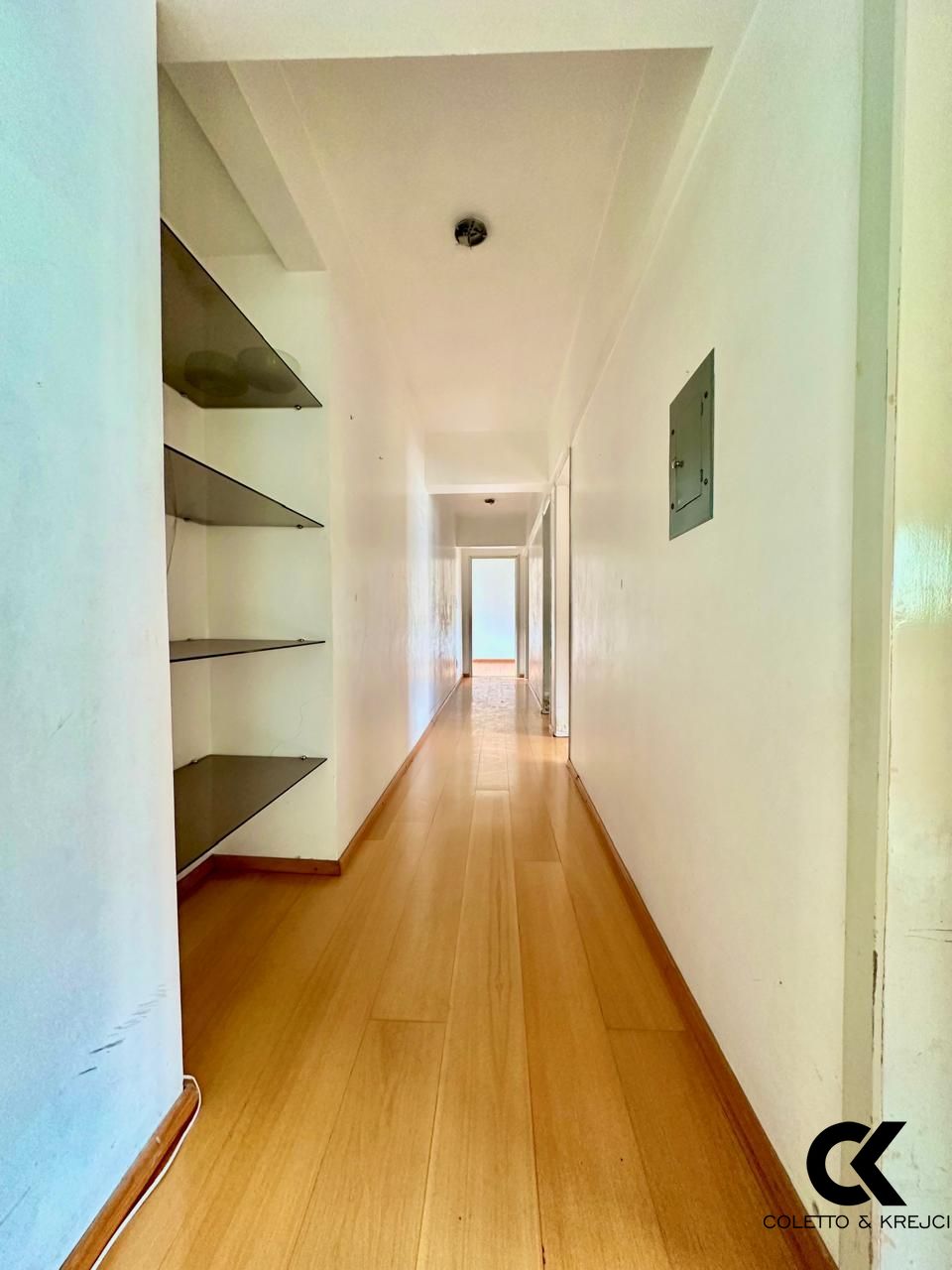 Apartamento à venda com 3 quartos, 122m² - Foto 3